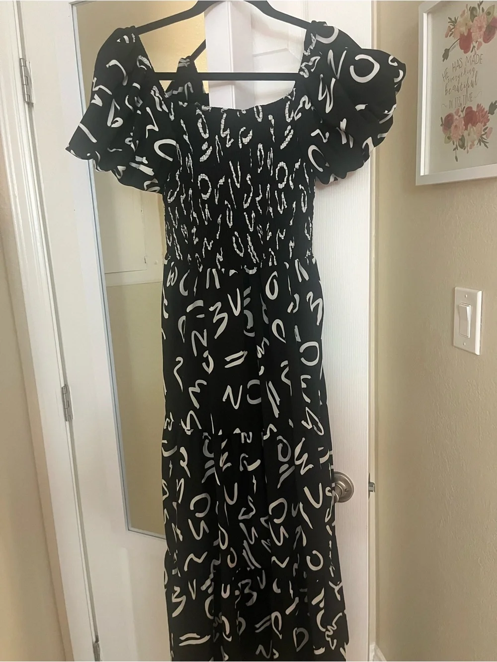 Off-Shoulder Black & White Printed Maxi Dress - Picture 2 of 2